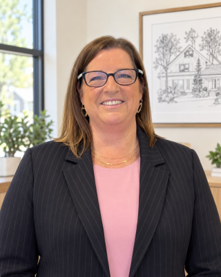Deborah’s authentic real estate portrait